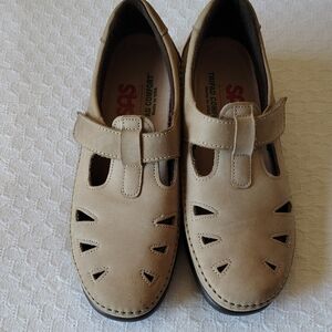 SAS Slip On Loafer Tan Shoes Size 8
